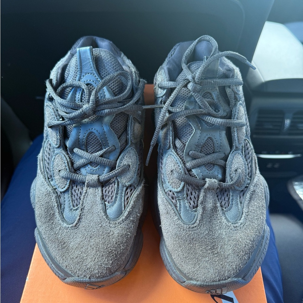 Adidas Yeezy 500 utility black